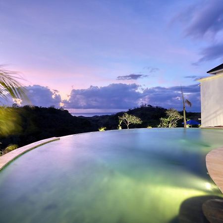 Kelingking Parama Resort Batumadeg Eksteriør bilde