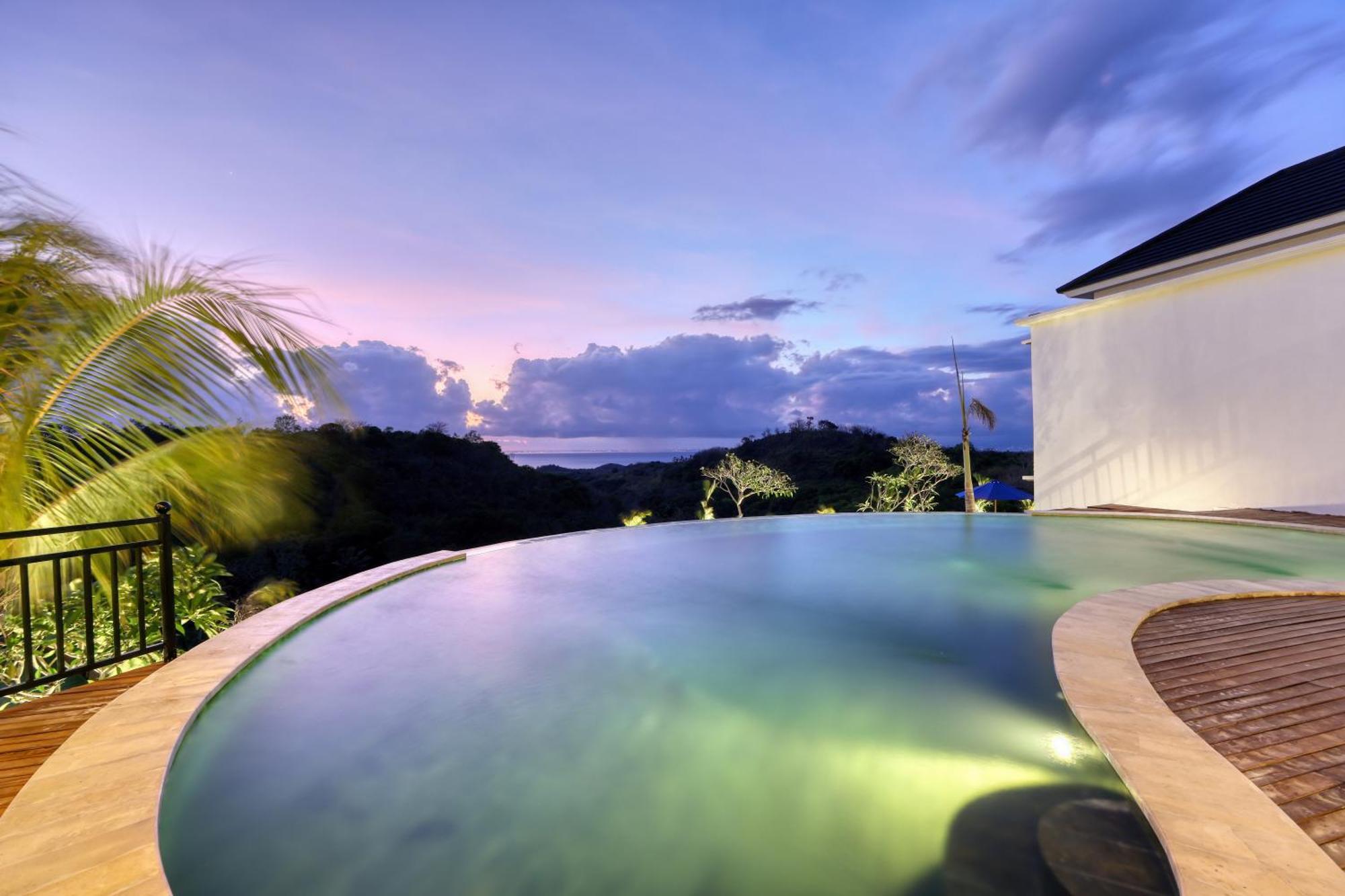 Kelingking Parama Resort Batumadeg Eksteriør bilde