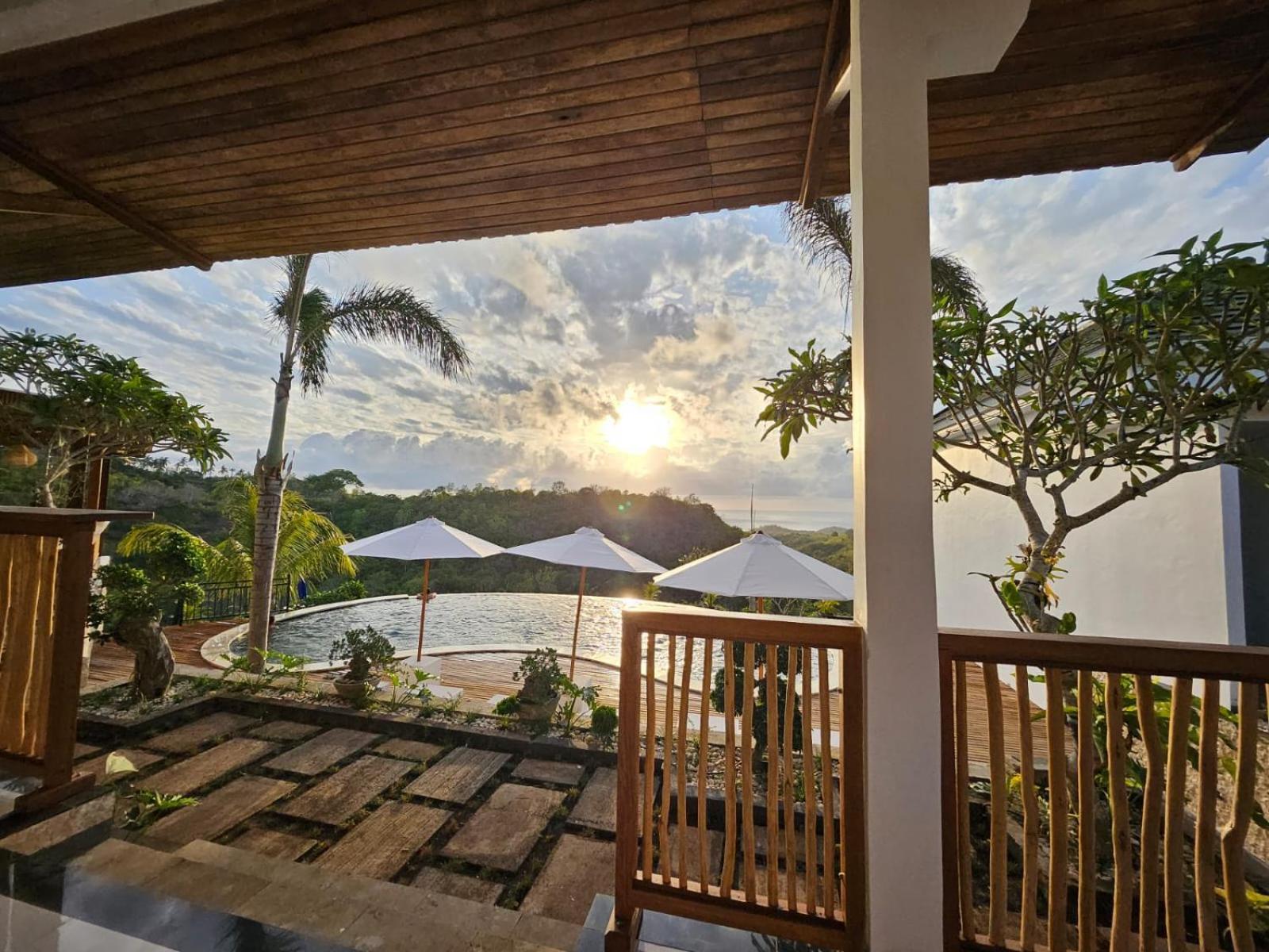Kelingking Parama Resort Batumadeg Eksteriør bilde
