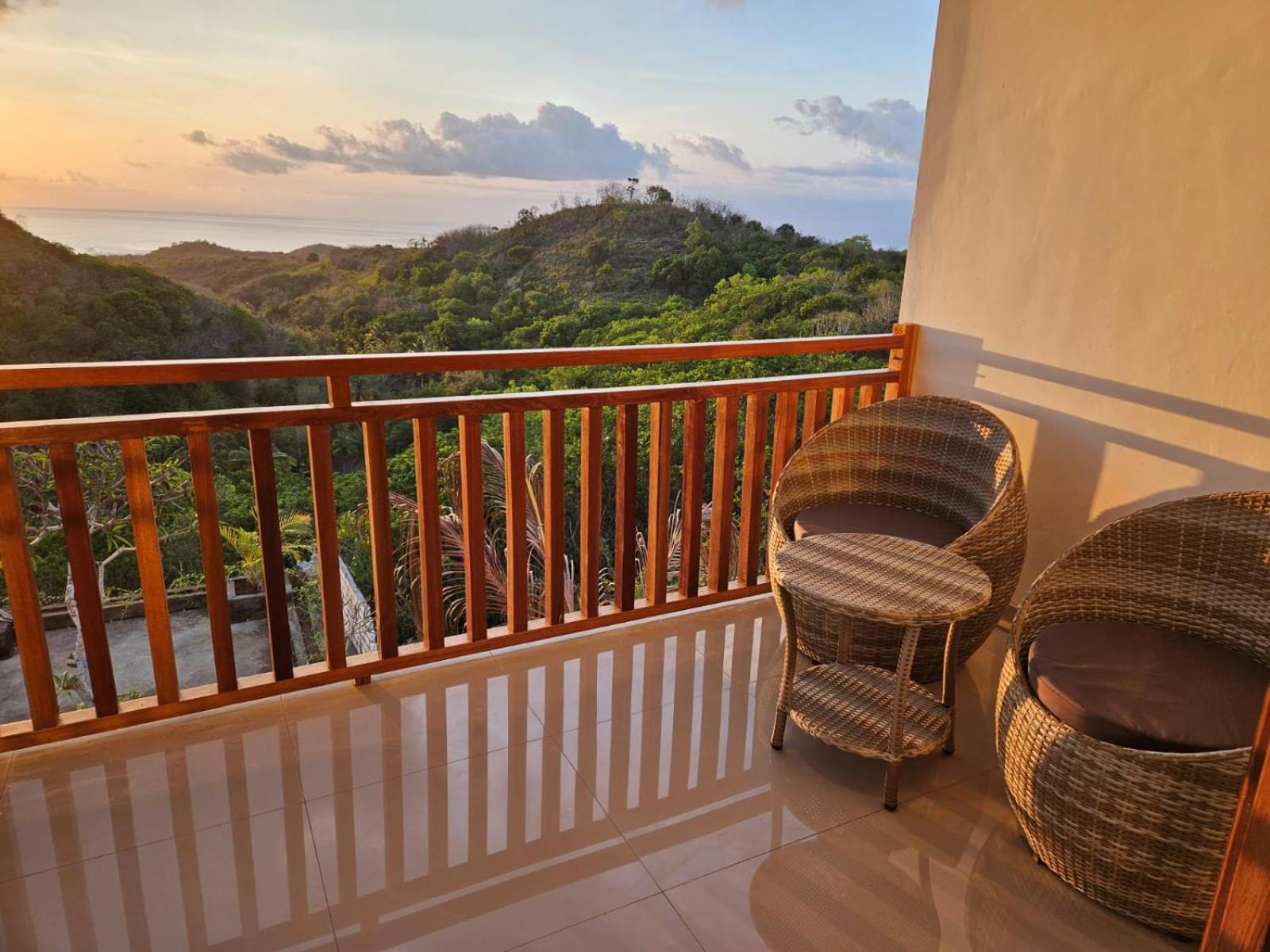 Kelingking Parama Resort Batumadeg Eksteriør bilde